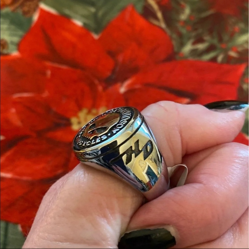 - Willie G HD Mens Rings - Picture 2 of 4